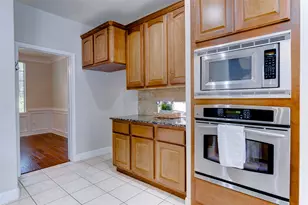 18227 Enchanted Rock Trail, Humble, TX 77346 - Photo 5