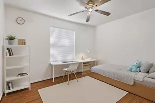 9319 Hudson Bend Cir, Houston, TX 77095 - Photo 37