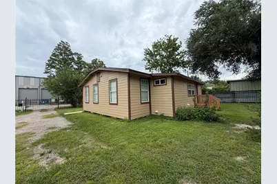 8907 Meadow Vista Boulevard, Houston, TX 77064 - Photo 7