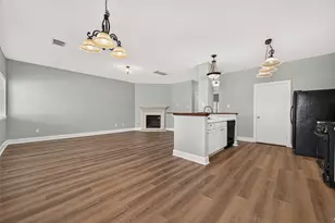 1613 Palcio Real Dr, Houston, TX 77047 - Photo 13