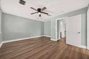 1613 Palcio Real Dr, Houston, TX 77047 - Photo 27