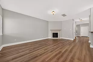 1613 Palcio Real Dr, Houston, TX 77047 - Photo 9