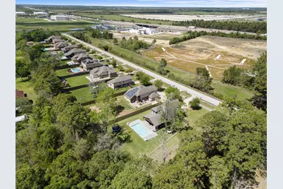 7927 Needlepoint Road, Baytown, TX 77521 - Photo 45