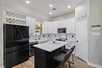 7927 Needlepoint Road, Baytown, TX 77521 - Photo 11