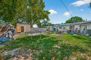 1822 Wayside Dr, Texas City, TX 77590 - Photo 19