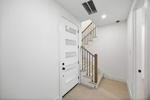 1424 W 23rd St, Houston, TX 77008 - Photo 9