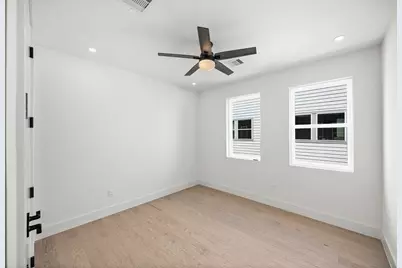 1424 W 23rd Street #C, Houston, TX 77008 - Photo 23