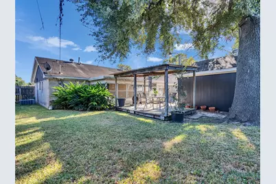 231 San Fernando Drive, Houston, TX 77060 - Photo 17