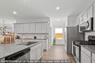 635 Nestor Dr, Crosby, TX 77532 - Photo 3