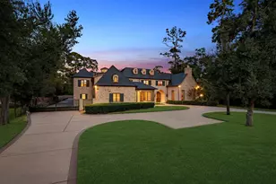 852 Country Ln, Houston, TX 77024 - Photo 1