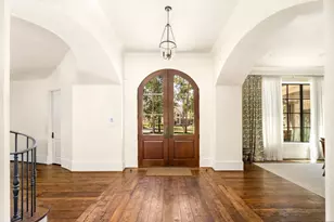 852 Country Ln, Houston, TX 77024 - Photo 11