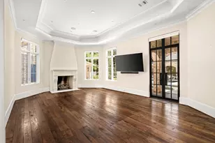852 Country Ln, Houston, TX 77024 - Photo 33