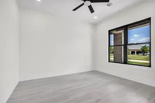 22420 Meadowhurst Circle W, Tomball, TX 77377 - Photo 37