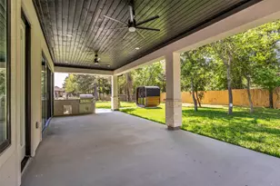 22420 Meadowhurst Circle W, Tomball, TX 77377 - Photo 45
