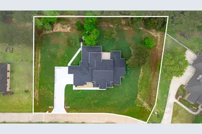 22420 Meadowhurst Circle W, Tomball, TX 77377 - Photo 23