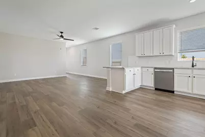 1023 Whispering Winds, Beasley, TX 77417 - Photo 7