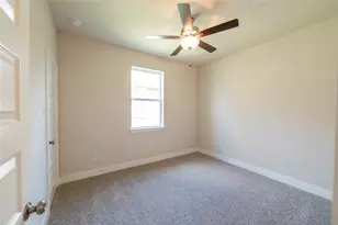 2051 Winepress Rd, Brenham, TX 77833 - Photo 9