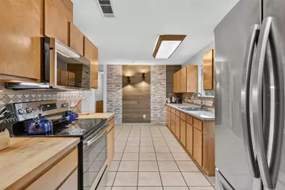 148 Hall Drive S, Montgomery, TX 77316 - Photo 19
