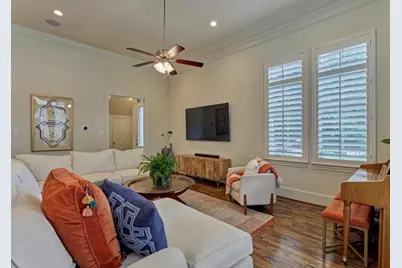 1340 W 25th Street, Houston, TX 77008 - Photo 7
