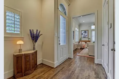 1340 W 25th Street, Houston, TX 77008 - Photo 5