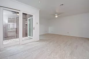8312 Augustine Dr, Houston, TX 77036 - Photo 15