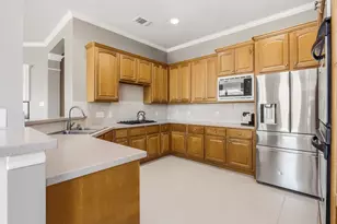 1619 Forest Trace Dr, Sugar Land, TX 77479 - Photo 9