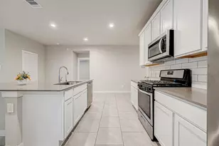 29319 Pikes Peak Dr, Katy, TX 77494 - Photo 7