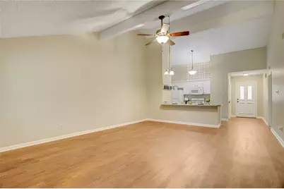 686 W Country Grove Circle, Pearland, TX 77584 - Photo 7