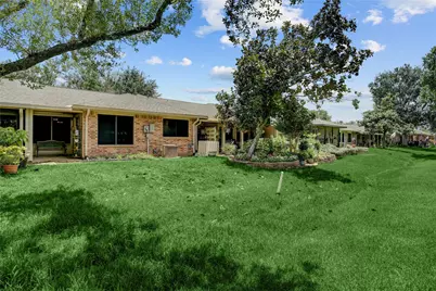 686 W Country Grove Circle, Pearland, TX 77584 - Photo 17