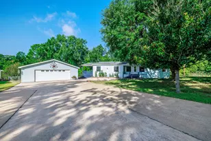 1579 Tara Dr, Trinity, TX 75862 - Photo 23