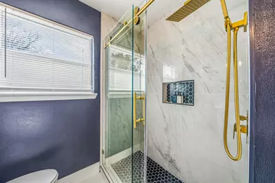 10042 Lazy Oaks Street, Houston, TX 77080 - Photo 19