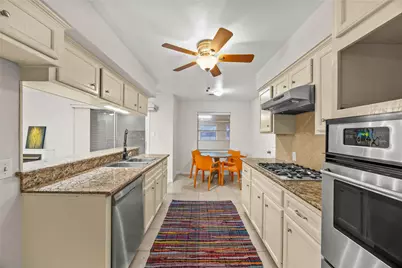 1607 Buescher Drive, Houston, TX 77043 - Photo 7