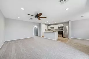 5005 Georgi Ln, Houston, TX 77092 - Photo 7