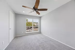 5005 Georgi Ln, Houston, TX 77092 - Photo 13