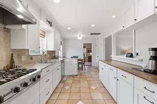 1351 Lehman St, Houston, TX 77018 - Photo 9