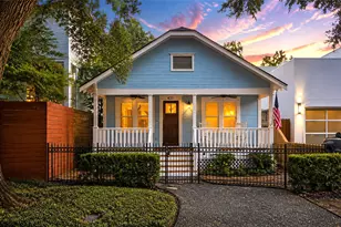 431 W 27th St, Houston, TX 77008 - Photo 1