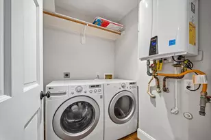 431 W 27th St, Houston, TX 77008 - Photo 25