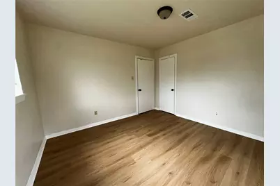 6023 Belarbor Street, Houston, TX 77033 - Photo 19