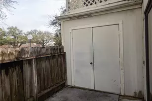 8100 Cambridge St, Houston, TX 77054 - Photo 39