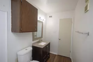 8100 Cambridge St, Houston, TX 77054 - Photo 21