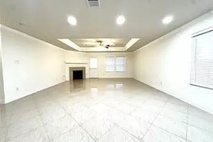 8831 Stratfield Ln, Houston, TX 77075 - Photo 3