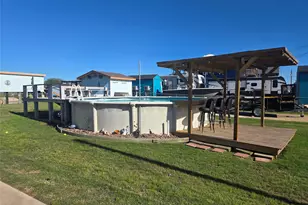 1163 County Rd 209, Sargent, TX 77414 - Photo 25