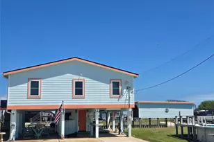 1163 County Rd 209, Sargent, TX 77414 - Photo 3