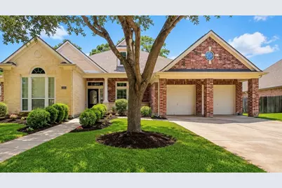 15923 Maple Shores Drive, Houston, TX 77044 - Photo 1