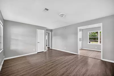 9610 Foredale Street, Houston, TX 77075 - Photo 7