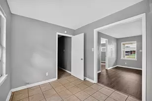 9610 Foredale St, Houston, TX 77075 - Photo 11
