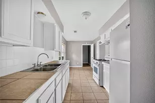 9610 Foredale St, Houston, TX 77075 - Photo 15