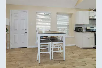 5622 Lycomb Drive, Houston, TX 77053 - Photo 7