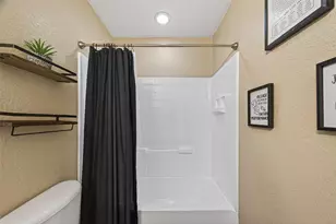 1918 Skipwood Dr, Missouri City, TX 77489 - Photo 21