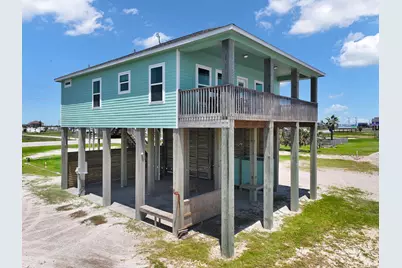 996 Alicia Drive, Gilchrist, TX 77617 - Photo 9